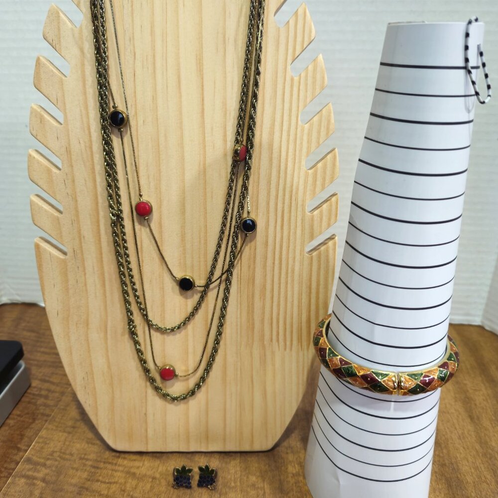 Jewelry Lot # 49